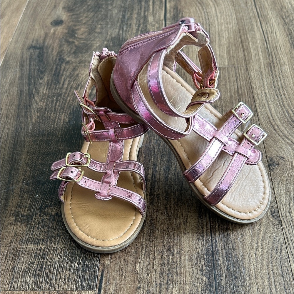Shiny Pink gladiator Kids Sandals with Buckle Straps
